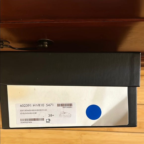 Gucci Pink and Blue Slippers - Picture 4 of 5